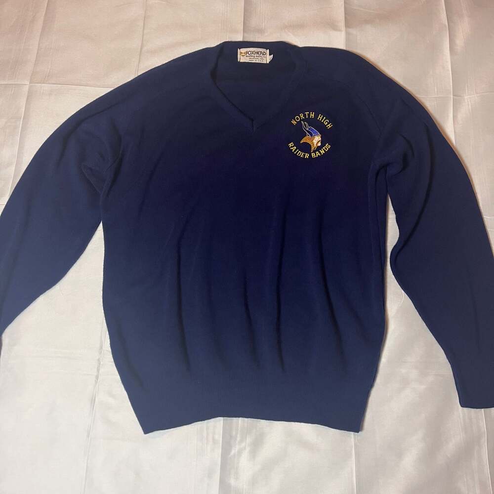 Preppy Blue V-neck Sweater Large